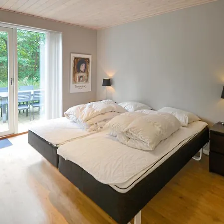 Eneb Semesterbostad *