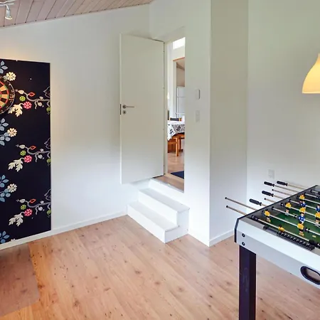3 Bedroom Gorgeous In Ronde *