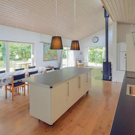 Semesterbostad Eneb Dagstrup